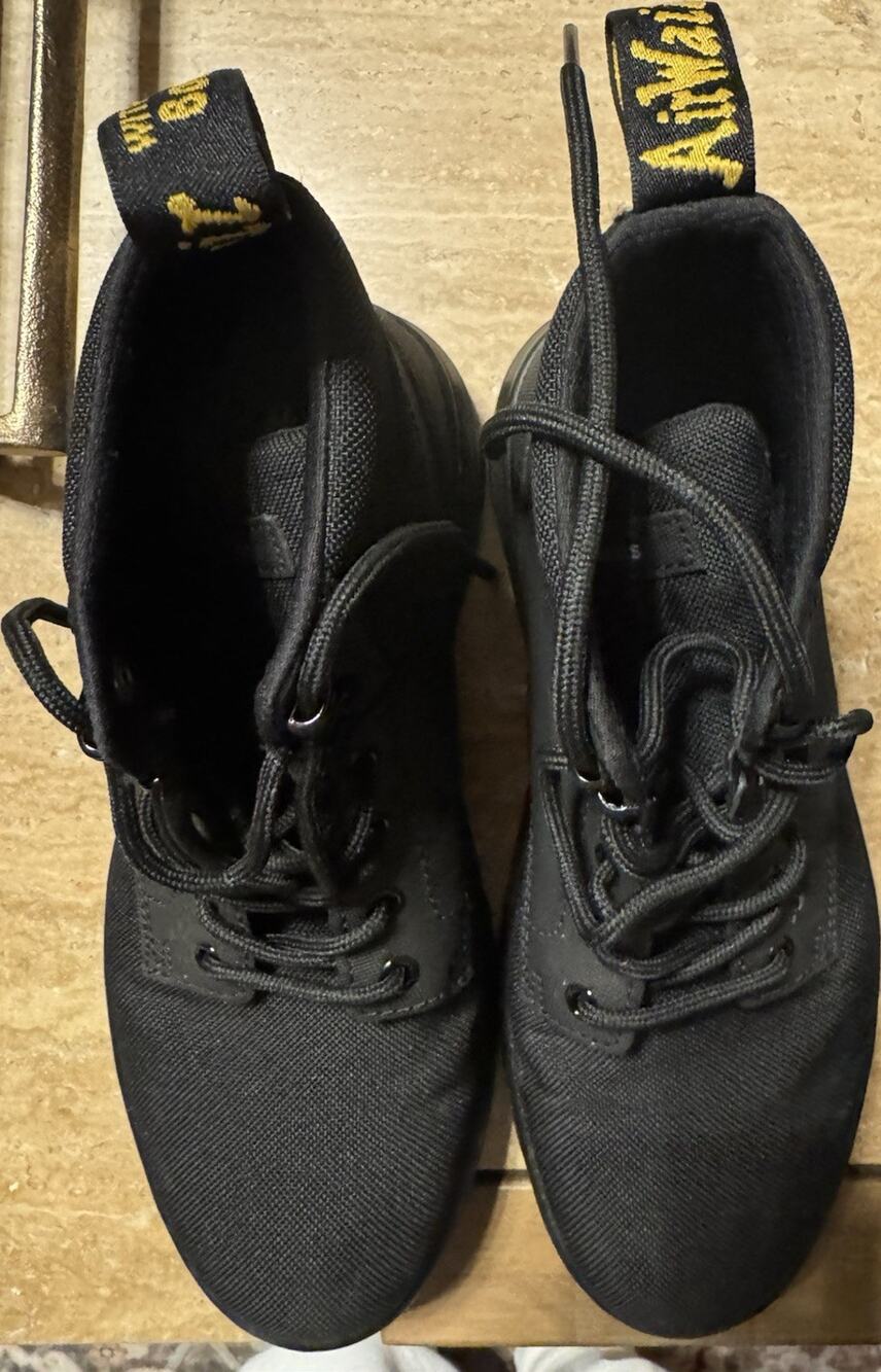 Dr. Martens Men's Black Combat Lace-Up Boots Round Toe Ankle Size 8 41 7